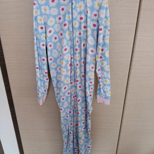 Onesie pajama like new, cotton, multicolor size 10-12