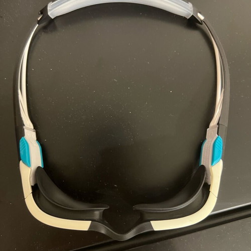 Swimming goggles like new with adjustable opening