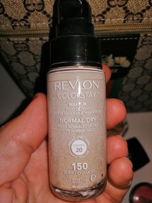 Revlon Colorstay makeup buff/chamois used, wrong shade