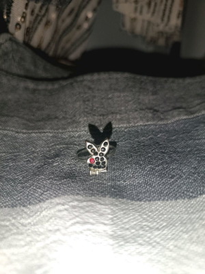 Rabbit ring like new, black and silver