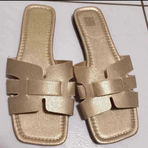 Gorglitter slip on gold sandals like new, size 41-42