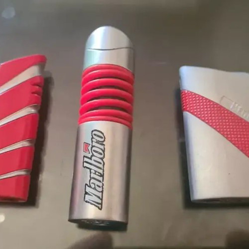 Marlboro lighters used, pack of 10 pieces