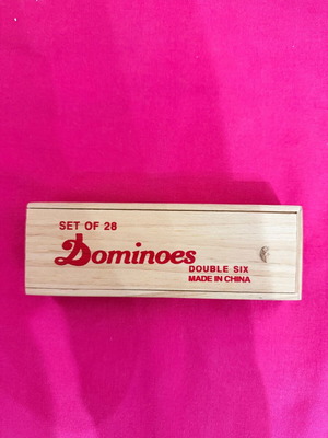 Dominoes board game like new