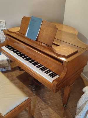 Chappell London Baby Grand Piano used, 135 cm with bench