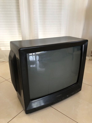 Crown CRT TV 21" CTV-2123 used, retro gaming compatible