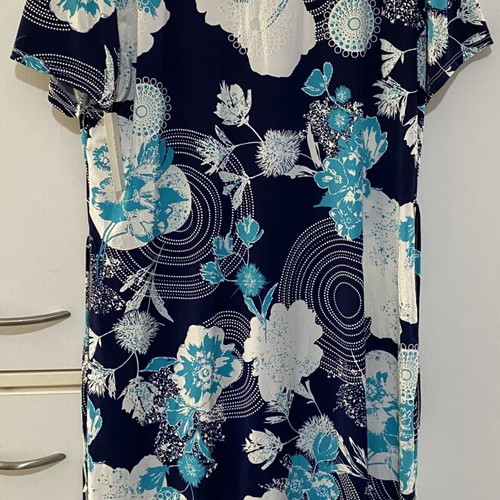 Women's dress new with tags, size L-XL, white and blue