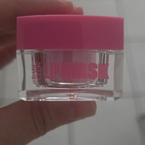 Babe Glow Lip Mask new
