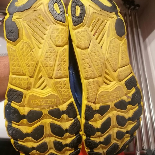 Hoka One One Clifton 6 athletic shoes used size 47 blue yellow