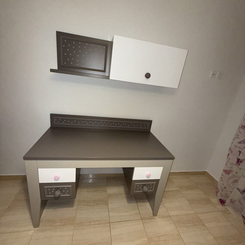 Kupa Houses children's and preteen bedroom set like new