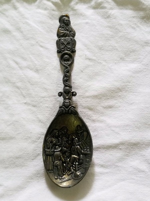 Dutch pewter antique spoon used with crossed keys and cherubs