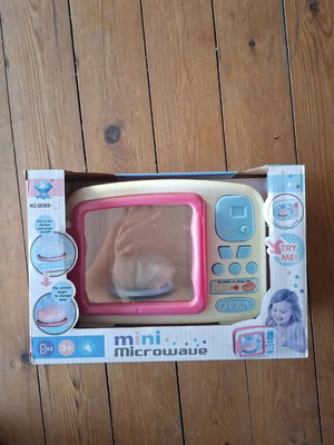 Mini Microwave Toy new, for children 3+
