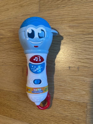 Baby Clementoni microphone used with music for babies