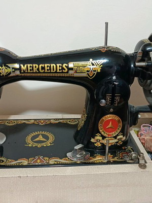 Ραπτομηχανή Mercedes αντίκα σαν καινούργιο