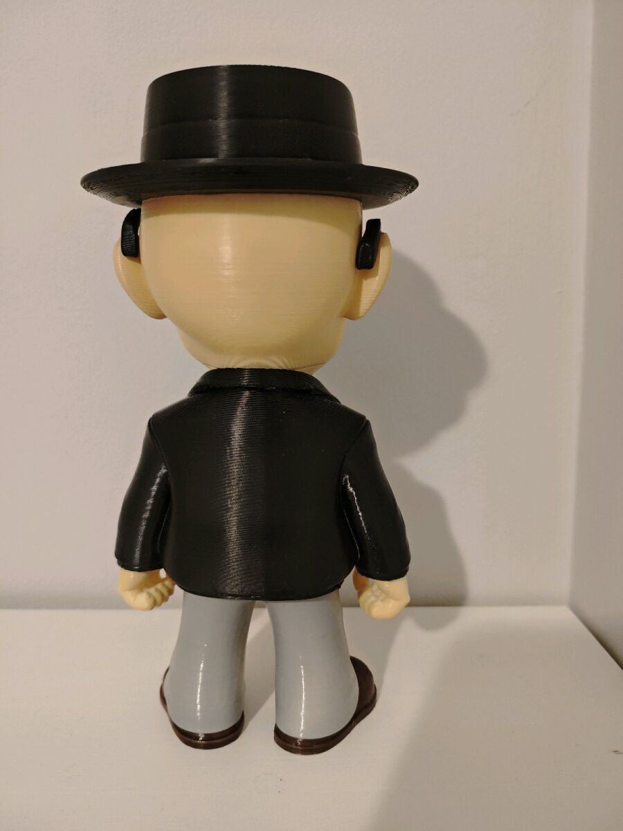 Heisenberg Breaking Bad figure 22cm new - € 15,00 - Vendora.cy