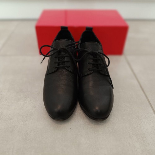 Bueno Black Leather Oxfords with Heel (39)