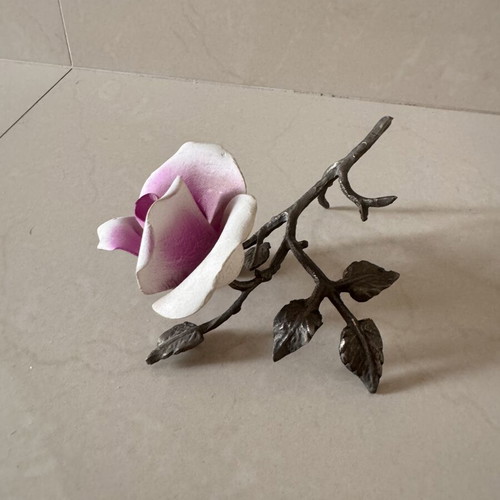 Decorative flowers like new, set of two