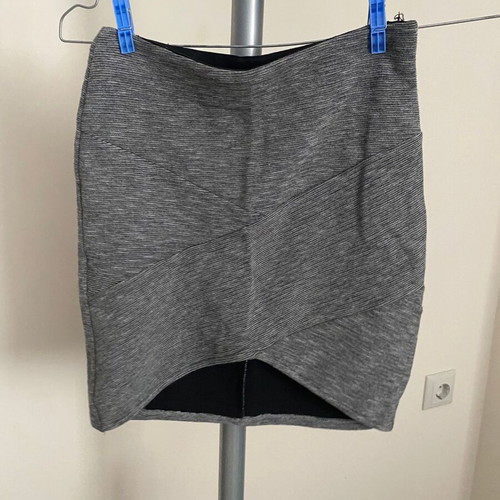 Grey tulip asymmetric mini skirt Bershka size S like new
