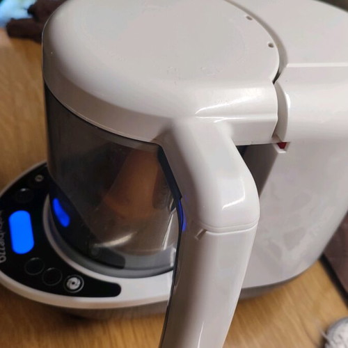 Babybrezza steamer used with accessories