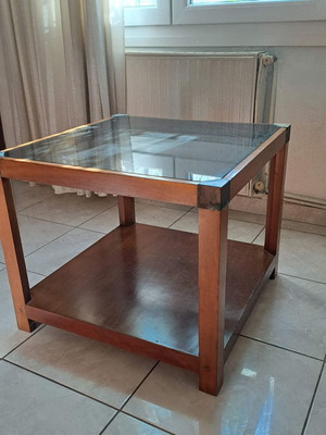Wooden solid coffee table with glass like new