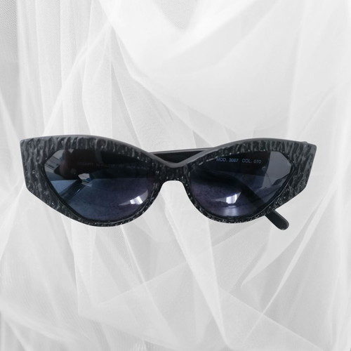 Vogart by Police Vintage Catseye Sunglasses Used Black Model 3087