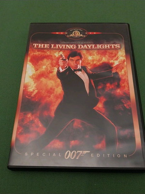 007 The Living Daylights DVD new with subtitles, action