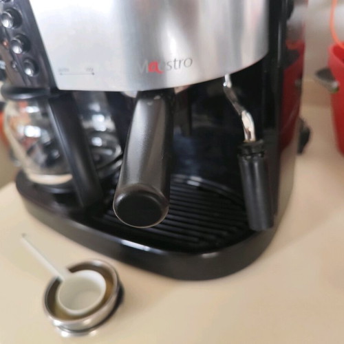 Izzy Maestro coffee maker used