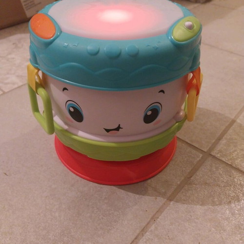 Baby Clementoni musical activity drum like new
