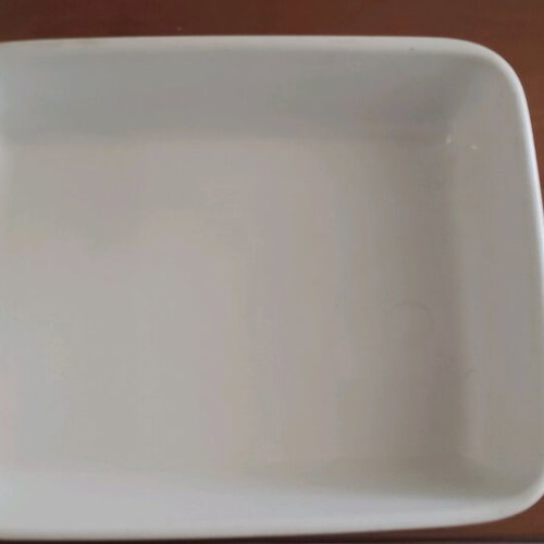 Heat-resistant baking dish used 30x25x7cm with blue design
