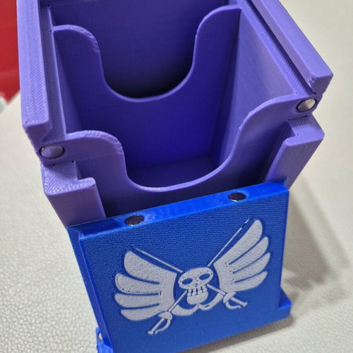 One Piece Card Game Deck Box like new, Sir Crocodile 3D printed