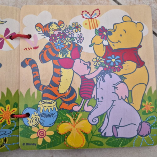 Trefl Mickey Mouse & Friends puzzle 30 pieces used