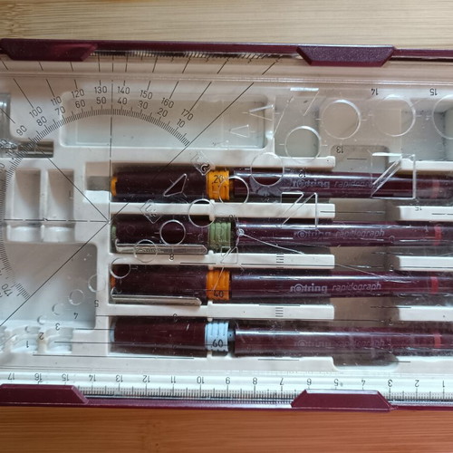 Rapidograph set 0.6 0.4 0.3 0.2 used, with case