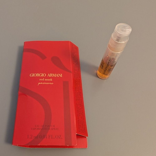 Giorgio Armani Red Musk Passione perfume tester 1 ml