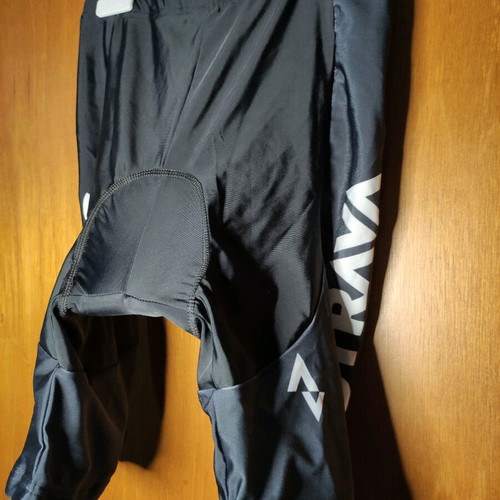 Strava cycling shorts 3XL new