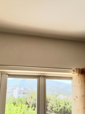 Metal Curtain Rods set, like new, extendable up to 200 cm