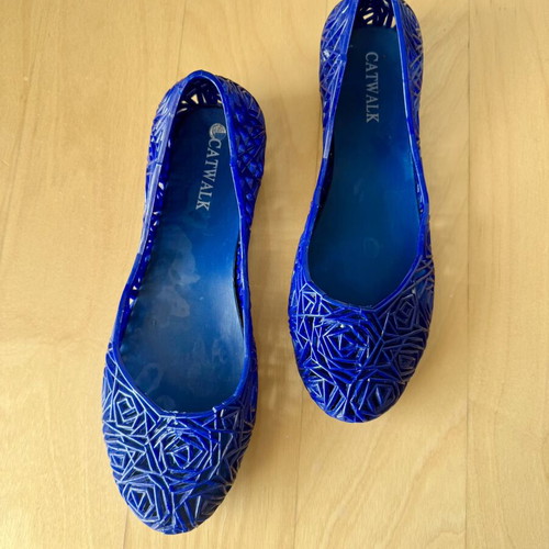 Catwalk Y2K Royal Blue Plastic Ballet Flats size 38 like new