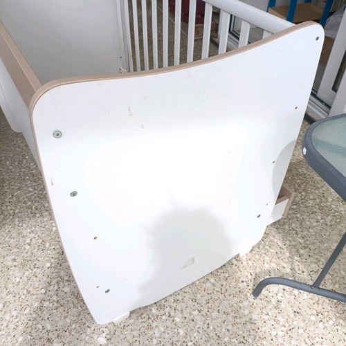 Lorelli baby cot used with Grecostrom mattress