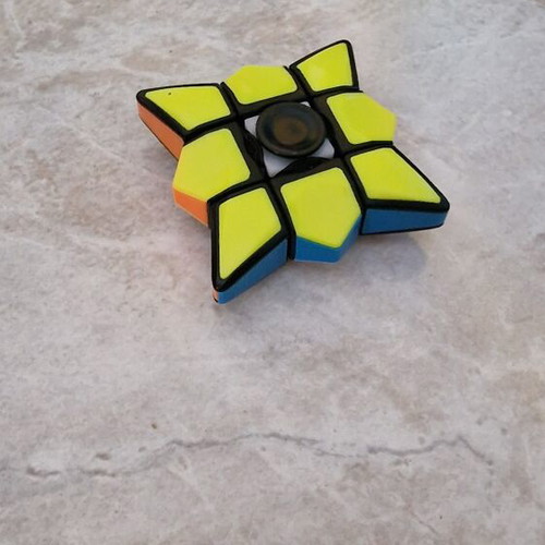 Set of 3 metal fidget spinners, blue/gold/yellow