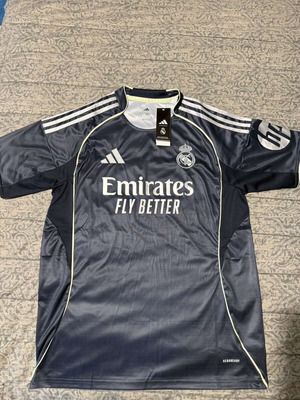 Real Madrid FC 2025/2026 Away Size Large new official replica