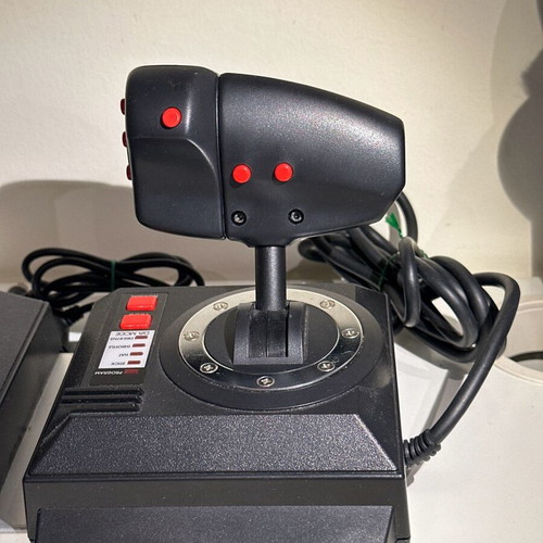Squadron Commander Quickshot QS-202 vintage joystick like new for Windows 95