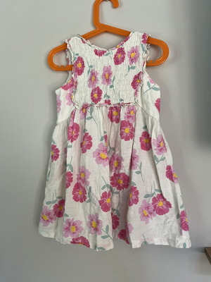 Zara summer dress with pink flowers, size 110 cm