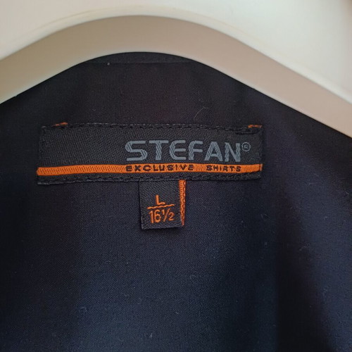 Men's short-sleeve black shirt Stefan Fashion like new, barcode design, size L