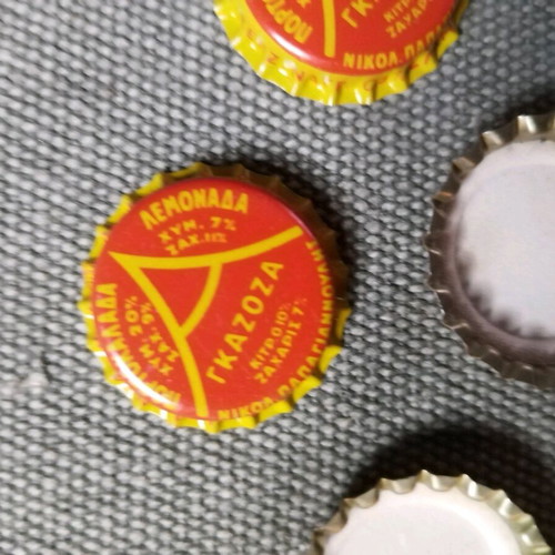 Collectible bottle caps 1986 like new, unused