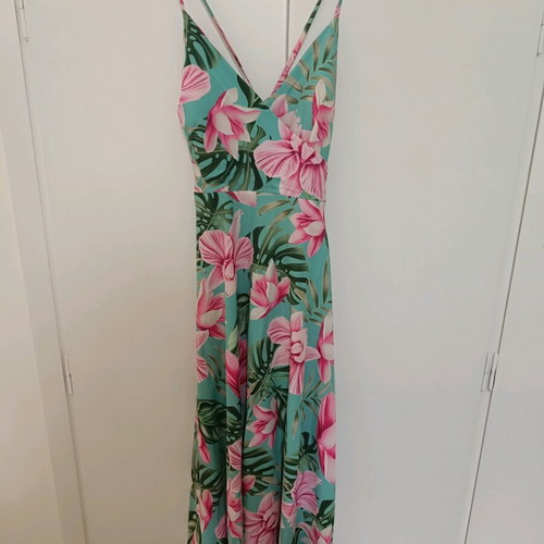 Midi floral dress like new, one size, veraman with fuchsia