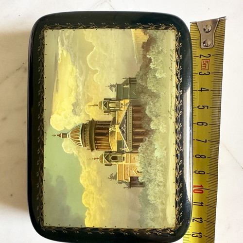 Vintage Russian lacquer box hand-painted St. Isaac St. Petersburg signed