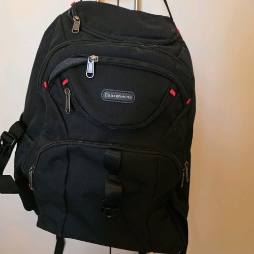 CsaxeKecna backpack new, black with red details