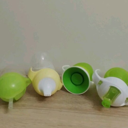 Munchkin and Mam baby training cups set