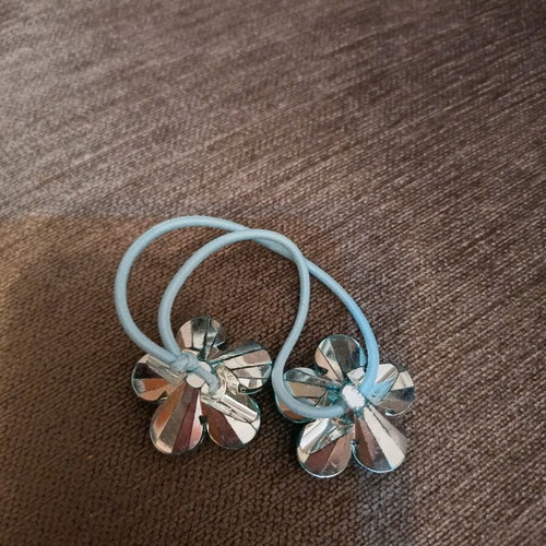 Hair elastic with turquoise flowers new