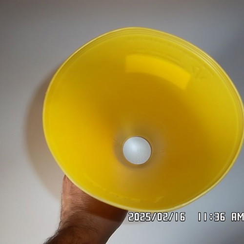 Handheld megaphone like new without batteries