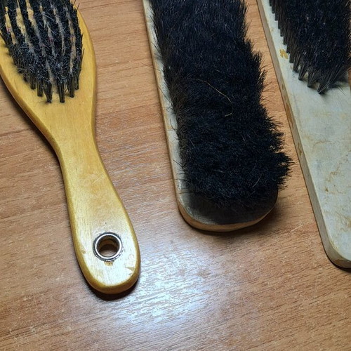 Care brushes used, pack