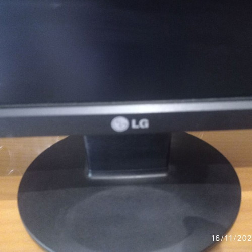 Computer monitor 19 inches used, two identical